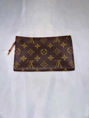 Louis Vuitton Monogram Zip Pouch/Cosmetic Case/Travel Organizer